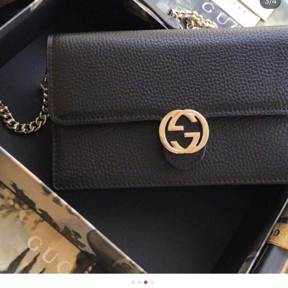Gucci Interlock GG logo WOC cross body chain bag
